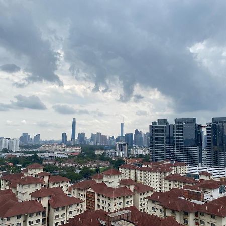 Reizz Residence By Leo Suites Kuala Lumpur Exteriör bild
