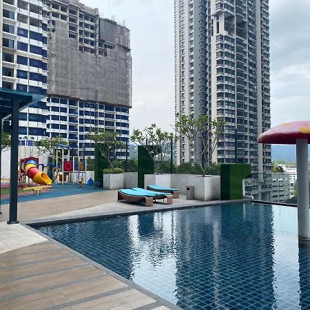 Reizz Residence By Leo Suites Kuala Lumpur Exteriör bild