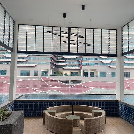Reizz Residence By Leo Suites Kuala Lumpur Exteriör bild
