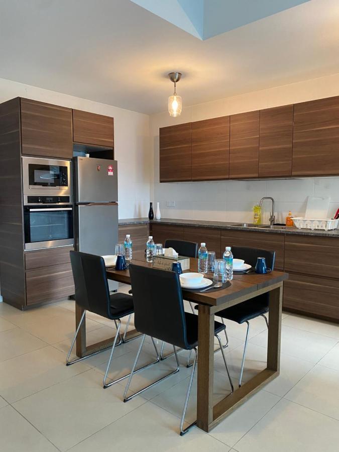 Reizz Residence By Leo Suites Kuala Lumpur Exteriör bild