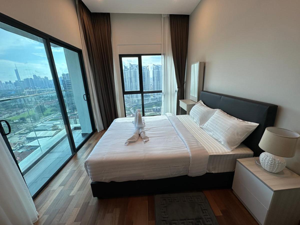 Reizz Residence By Leo Suites Kuala Lumpur Exteriör bild