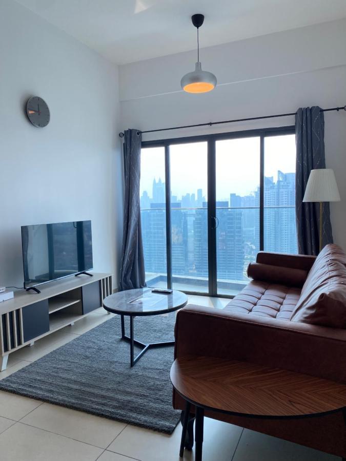 Reizz Residence By Leo Suites Kuala Lumpur Exteriör bild