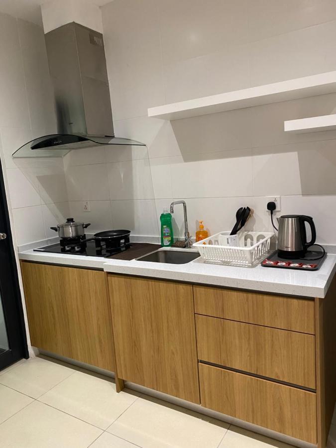 Reizz Residence By Leo Suites Kuala Lumpur Exteriör bild